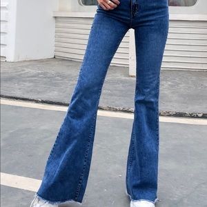 2 Pairs of Flared Jean’s *read full description*